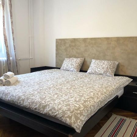 Blue Apartment Drobeta Turnu Severin Ngoại thất bức ảnh